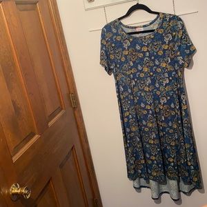 LulaRoe Carly pocket high-low dress. Size S